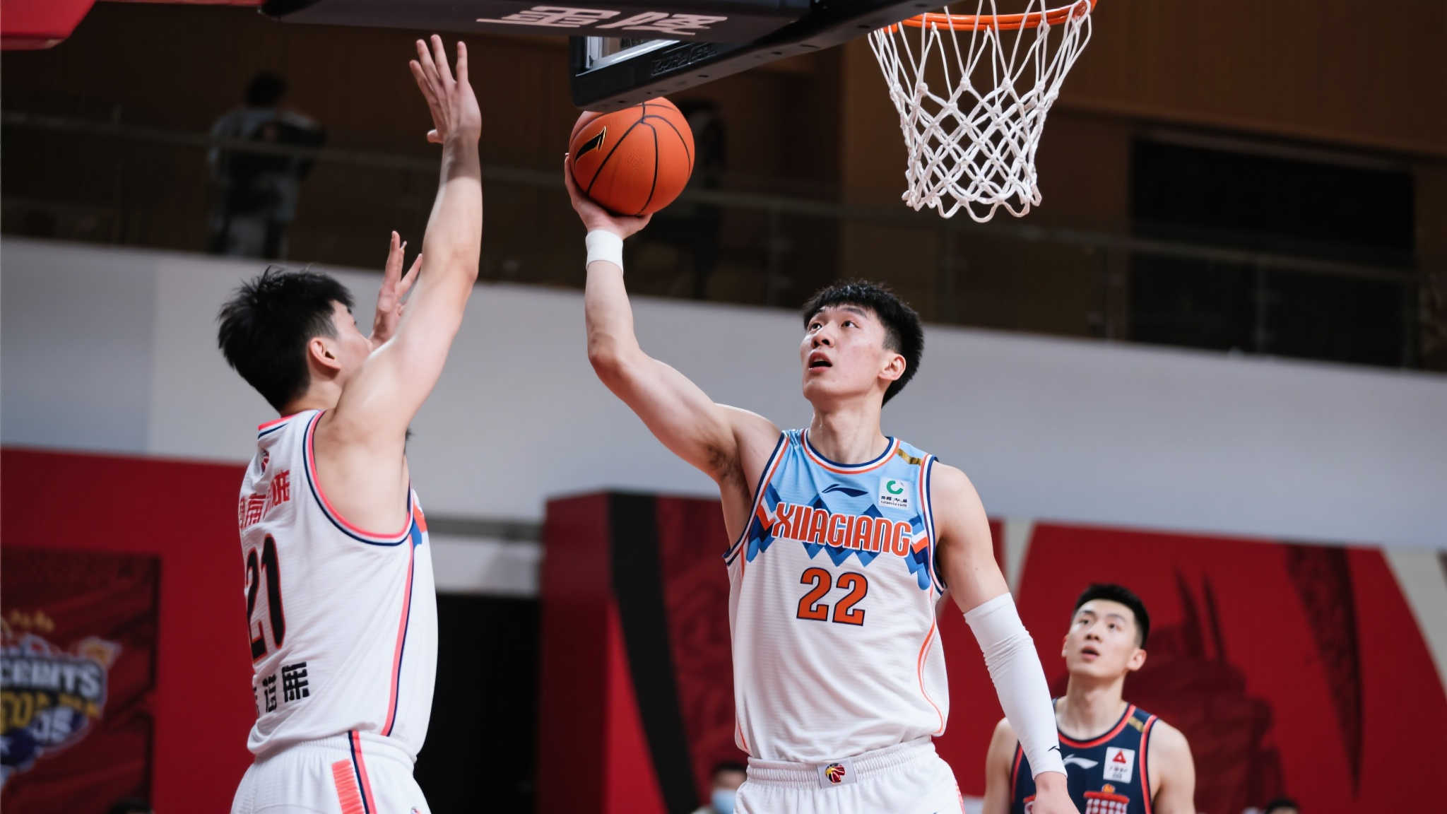 他逐渐打下 他逐渐打下